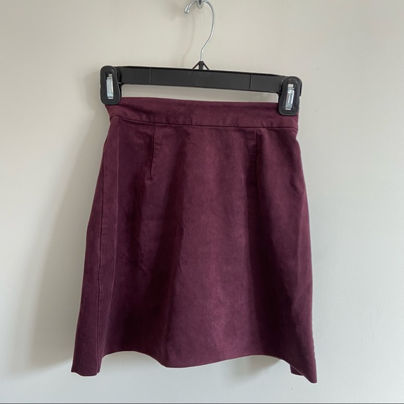 Aritzia Wilfred Free Suede Skirt - Picture 3 of 4